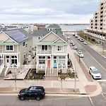 Balcony View, Updated Interior, Close To The Beach!